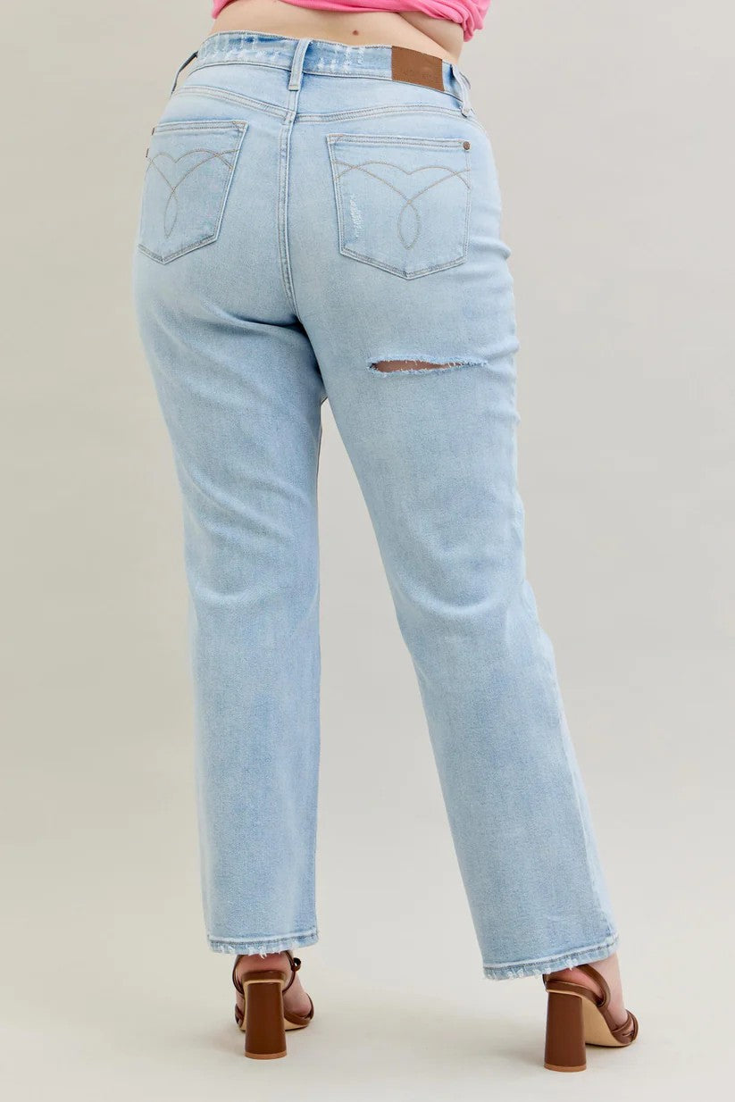 COMING SOON: Judy Blue Back Pocket Cutout 90's Straight Leg Jeans (Plus)